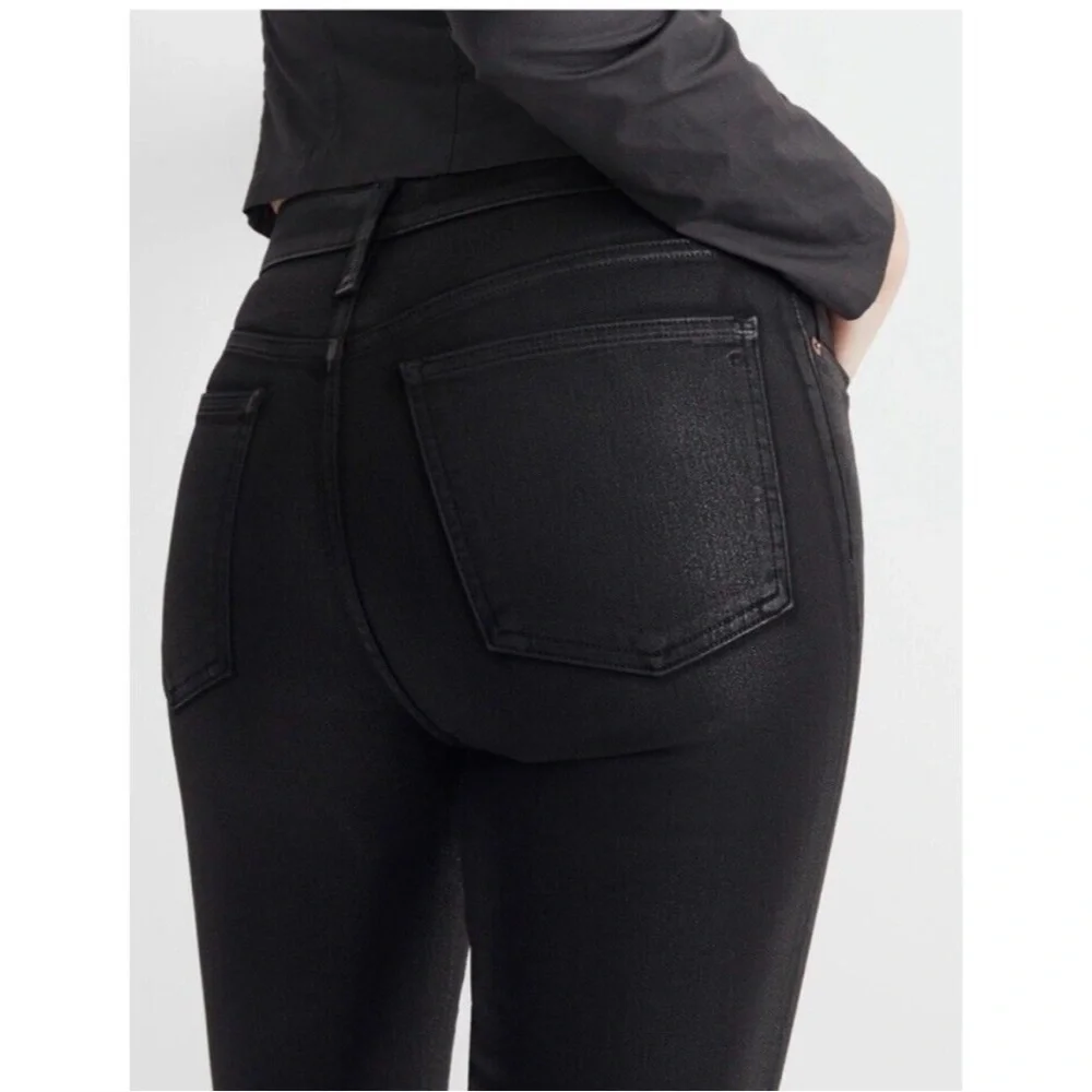 Madewell Mid-Rise Kick Out Jeans - Picture 3 of 12